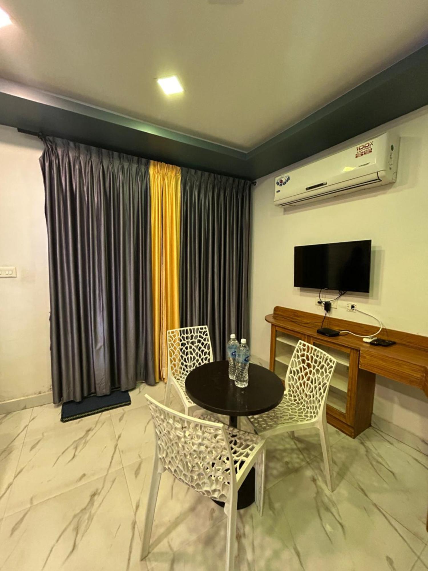 The Elite Beachview Puducherry Exterior foto